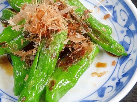 納得の旨さ！　「焼きシシトウおかか醤油」